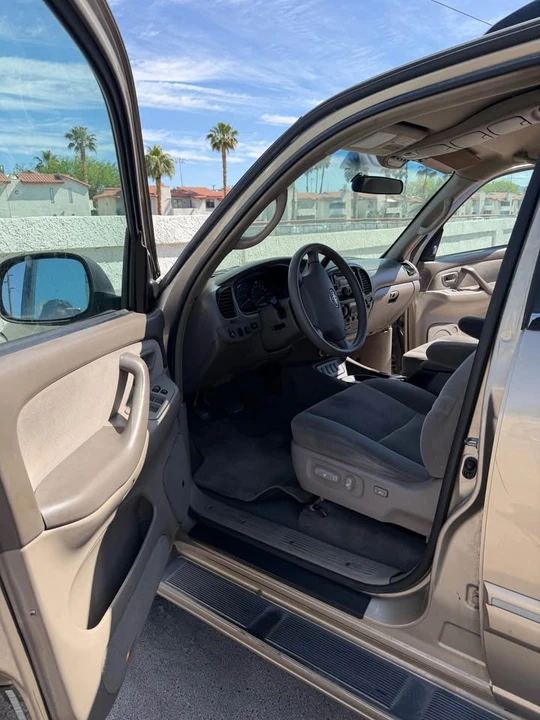 2005 Toyota Sequoia 1st Gen - Image 5 of 13