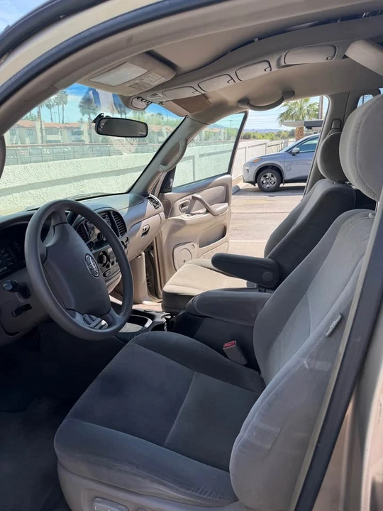 2005 Toyota Sequoia 1st Gen - Image 3 of 13