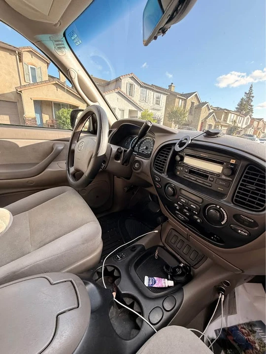 2005 Toyota Sequoia 1st Gen - Image 11 of 16