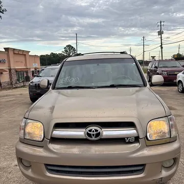 2005 Toyota Sequoia SR5