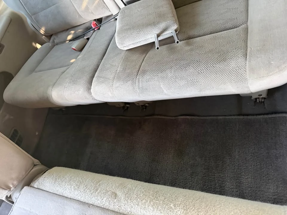 2005 Toyota Sequoia 1st Gen - Image 12 of 20