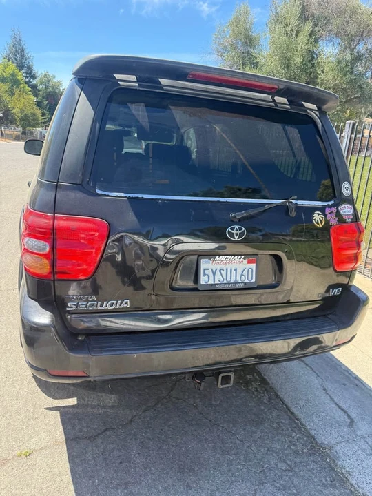 2005 Toyota Sequoia 1st Gen - Image 3 of 5