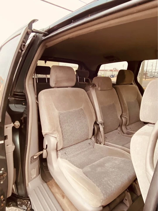 2005 Toyota Sienna 2nd Gen - Image 16 of 20