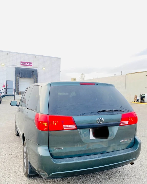 2005 Toyota Sienna 2nd Gen - Image 4 of 20