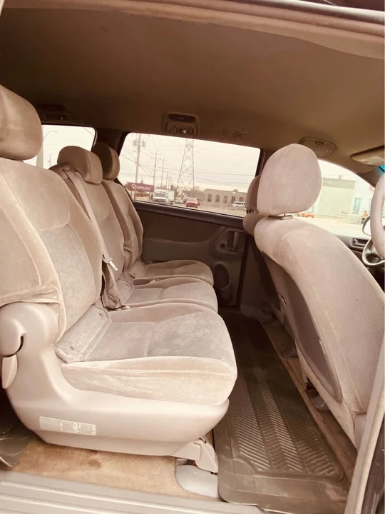 2005 Toyota Sienna 2nd Gen - Image 13 of 20