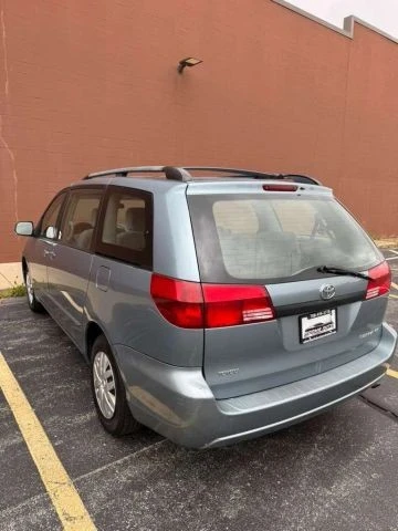 2005 Toyota Sienna 2nd Gen - Image 6 of 17