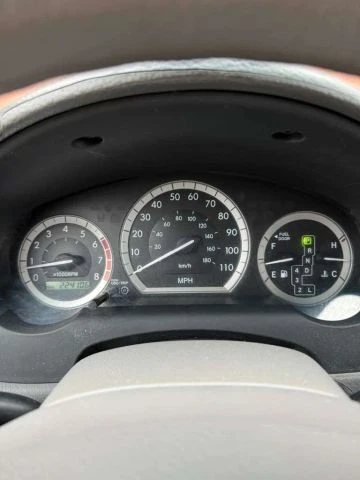 2005 Toyota Sienna 2nd Gen - Image 16 of 17