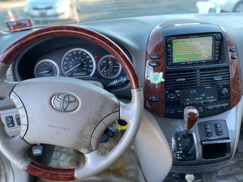 2005 Toyota Sienna 2nd Gen - Image 12 of 12