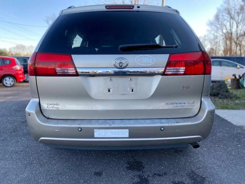 2005 Toyota Sienna 2nd Gen - Image 5 of 12