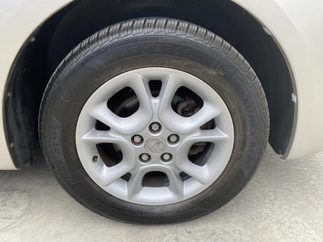 2005 Toyota Sienna 2nd Gen - Image 16 of 21