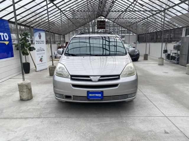2005 Toyota Sienna 2nd Gen - Image 2 of 21