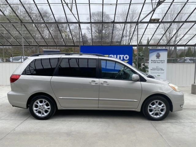 2005 Toyota Sienna 2nd Gen - Image 5 of 21