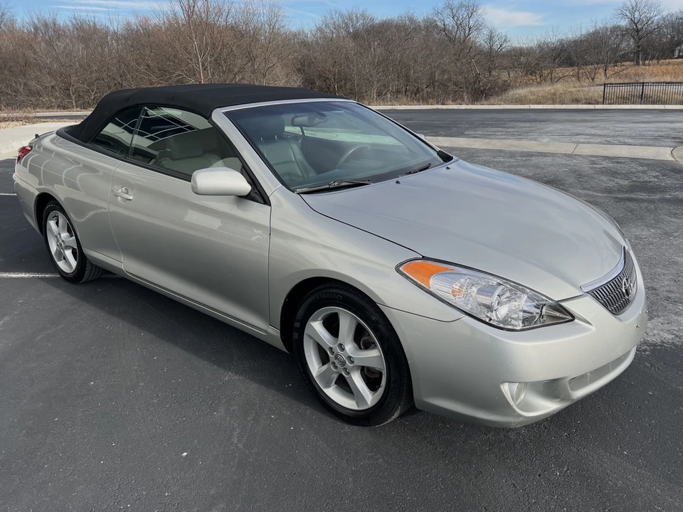2005 Toyota Solara 2nd Gen - Image 10 of 21