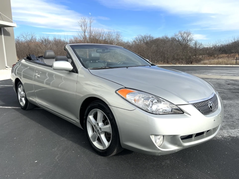 2005 Toyota Solara 2nd Gen - Image 2 of 21