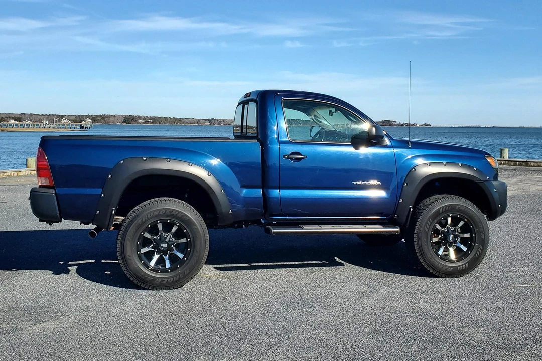 2005 Toyota Tacoma 2nd Gen - Image 3 of 31