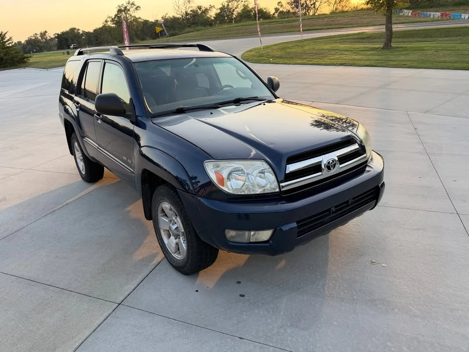 2005 Toyota 4Runner 4th Gen - Image 2 of 7