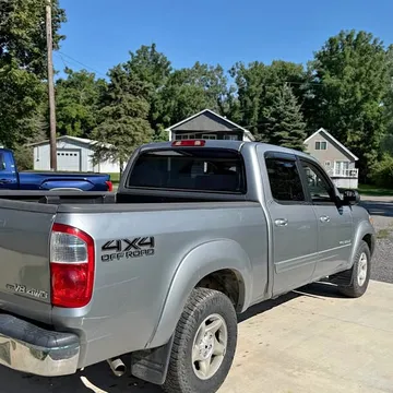 2005 Toyota Tundra 4WD SR5 Long Bed