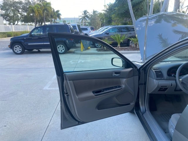 2005 Toyota Camry 5th Gen - Image 10 of 21