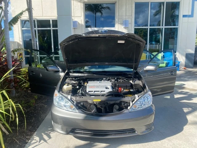 2005 Toyota Camry 5th Gen - Image 18 of 21