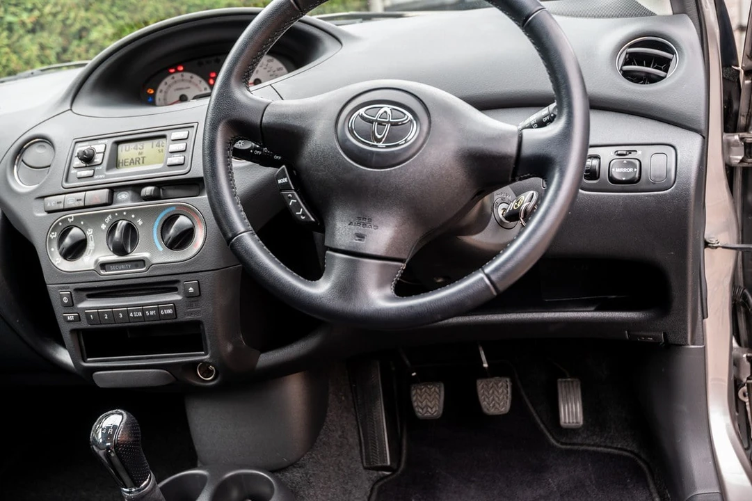 2005 Toyota Yaris - Image 18 of 30