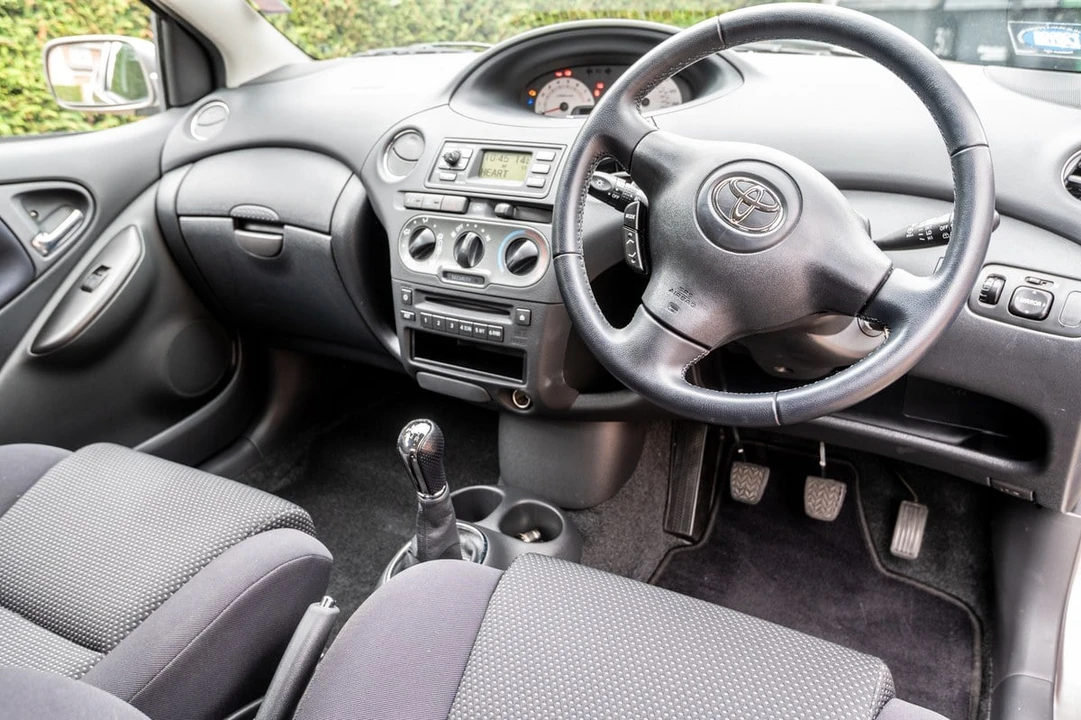 2005 Toyota Yaris - Image 6 of 30