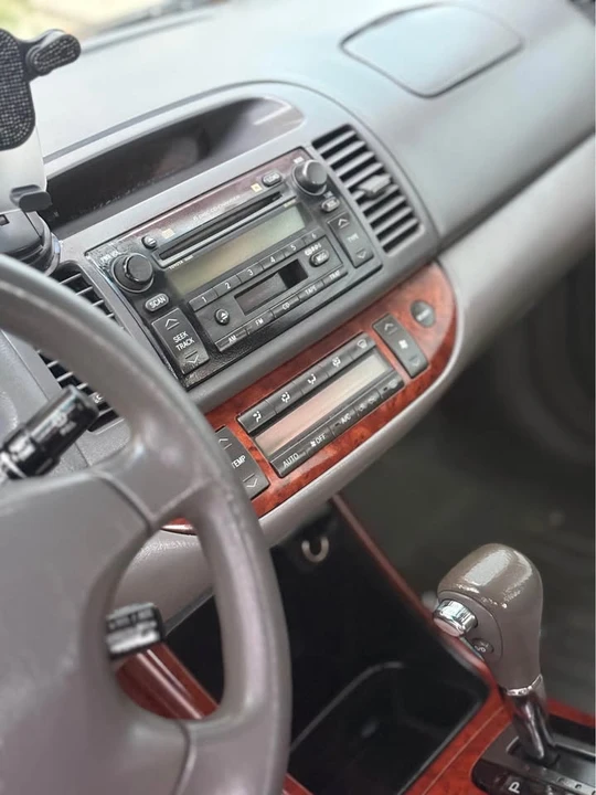 2005 Toyota Camry 5th Gen - Image 16 of 19
