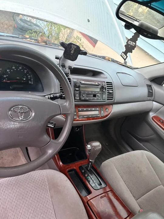 2005 Toyota Camry 5th Gen - Image 11 of 19