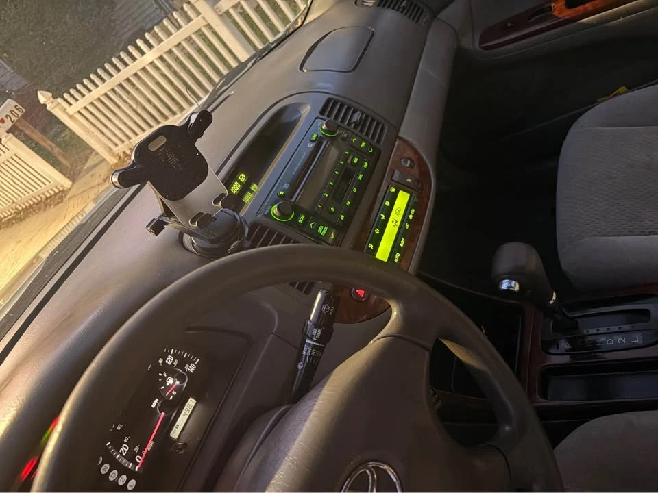 2005 Toyota Camry 5th Gen - Image 3 of 19