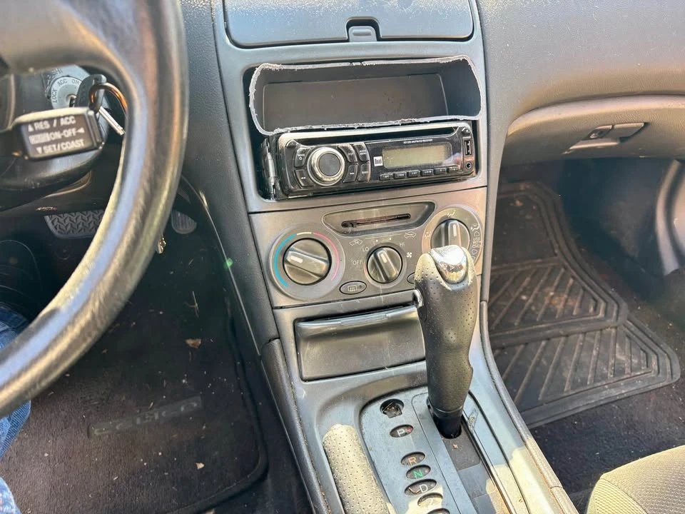 2005 Toyota Celica 7th Gen - Image 9 of 17