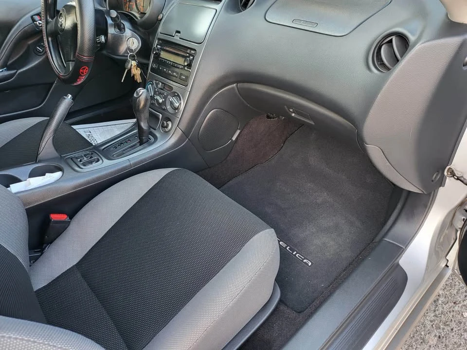 2005 Toyota Celica 7th Gen - Image 6 of 10