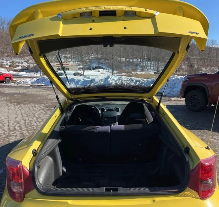2005 Toyota Celica 7th Gen - Image 9 of 9