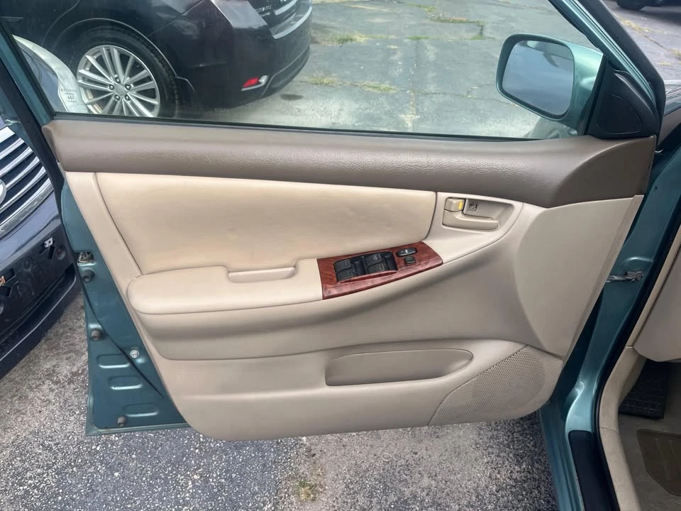 2005 Toyota Corolla 9th Gen - Image 6 of 13