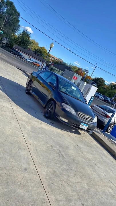 2005 Toyota Corolla 9th Gen - Image 1 of 2