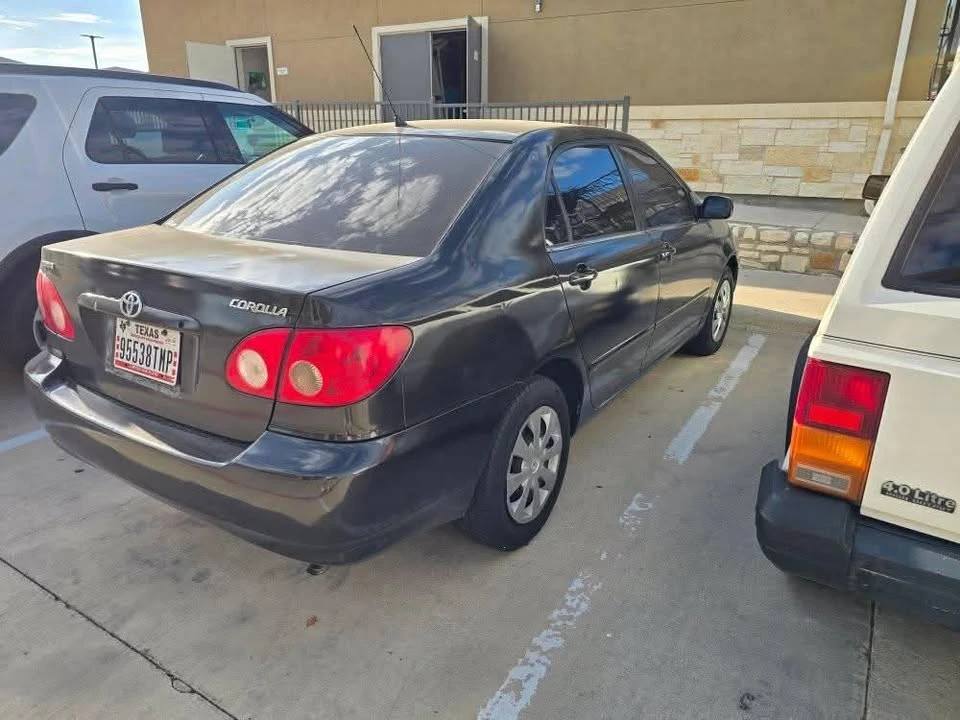 2005 Toyota Corolla 9th Gen - Image 3 of 4