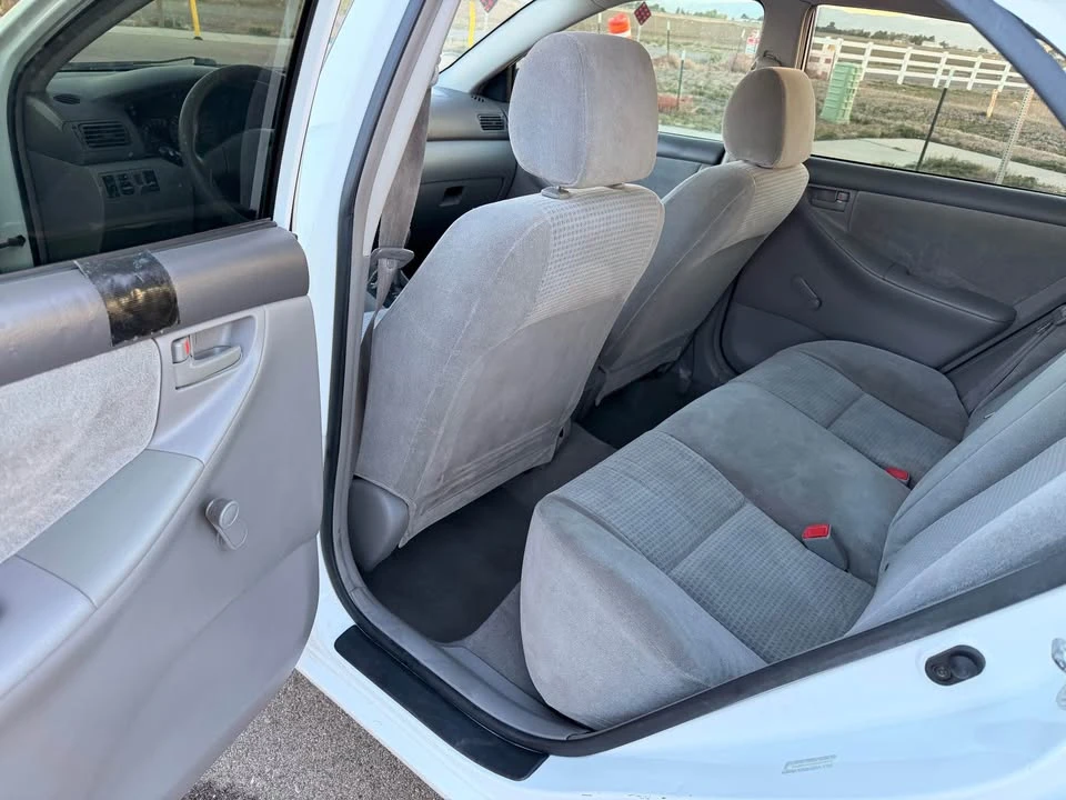 2005 Toyota Corolla 9th Gen - Image 13 of 19
