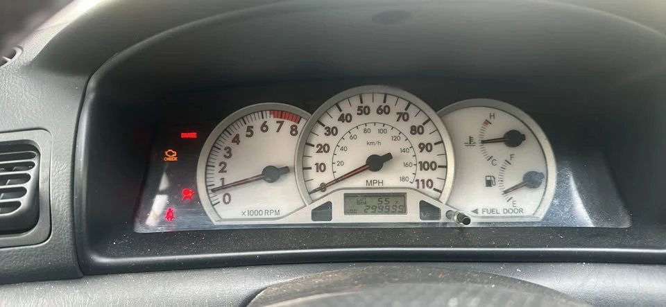 2005 Toyota Corolla 9th Gen - Image 2 of 2