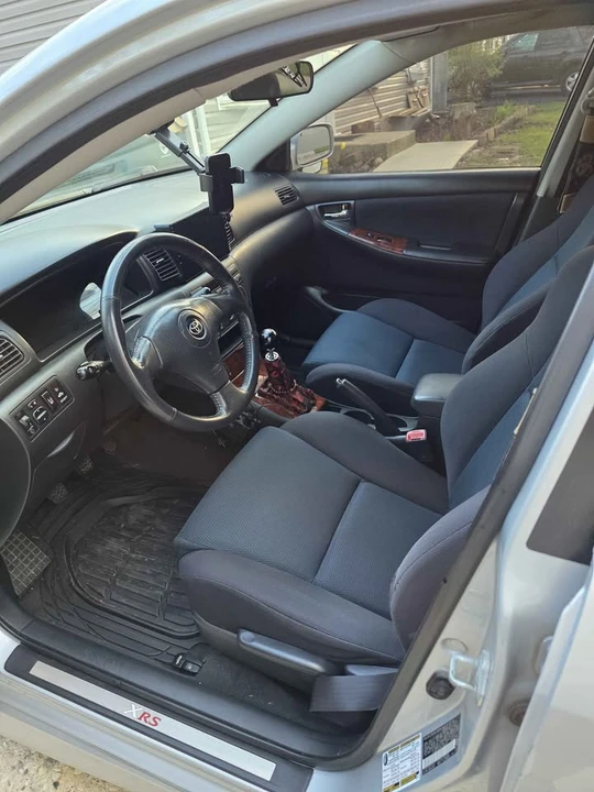 2005 Toyota Corolla 9th Gen - Image 7 of 13