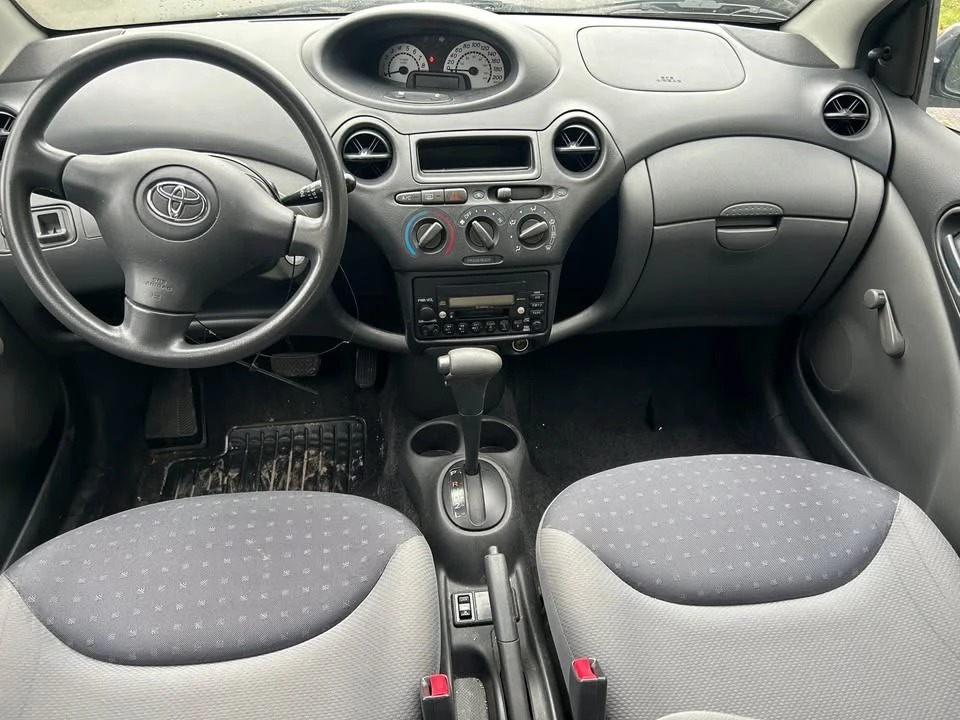 2005 Toyota Echo - Image 9 of 16