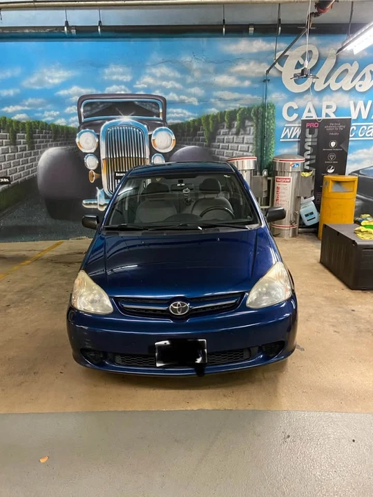2005 Toyota Echo - Image 2 of 11