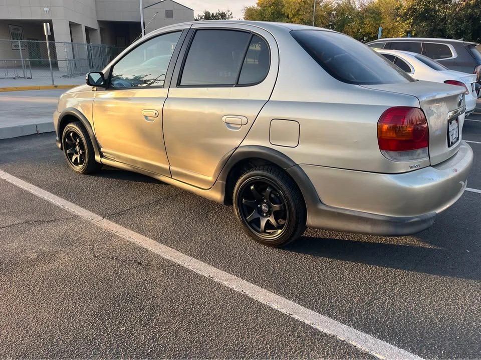 2005 Toyota Echo - Image 2 of 8