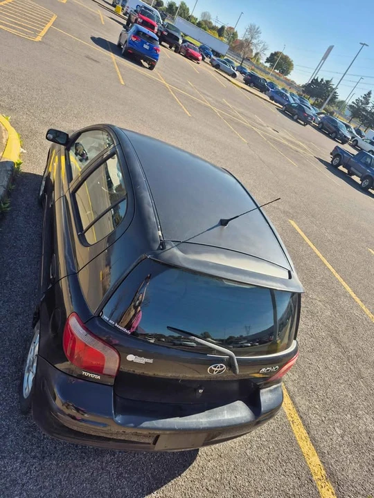 2005 Toyota Echo - Image 2 of 11