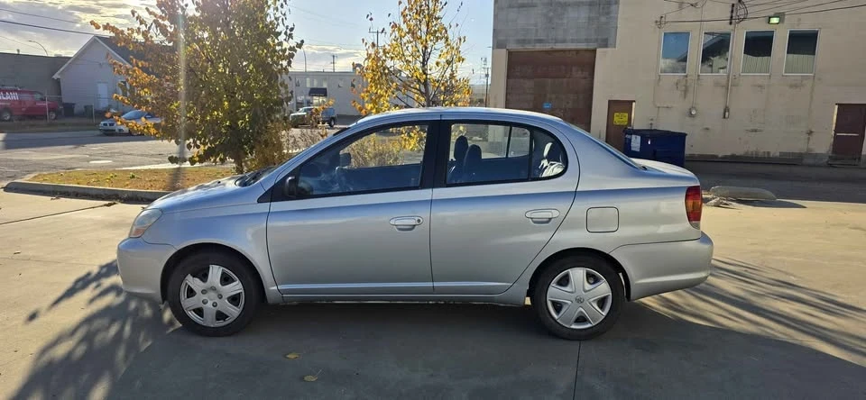2005 Toyota Echo - Image 6 of 10