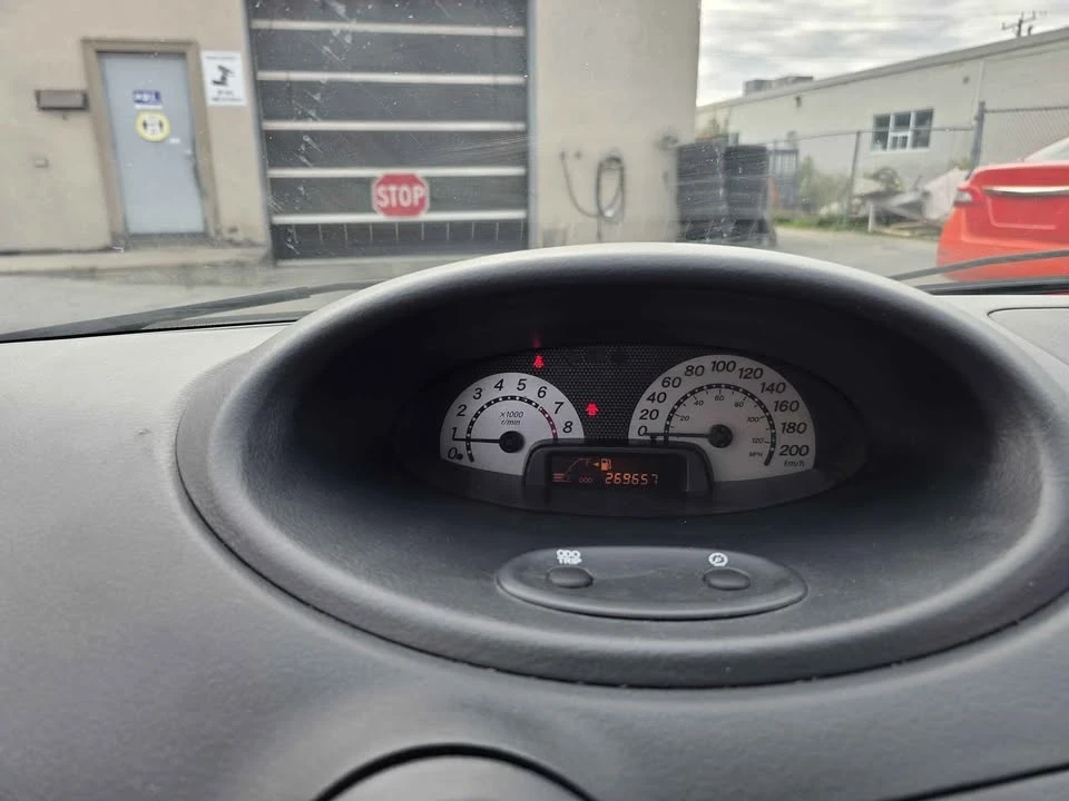 2005 Toyota Echo - Image 6 of 7