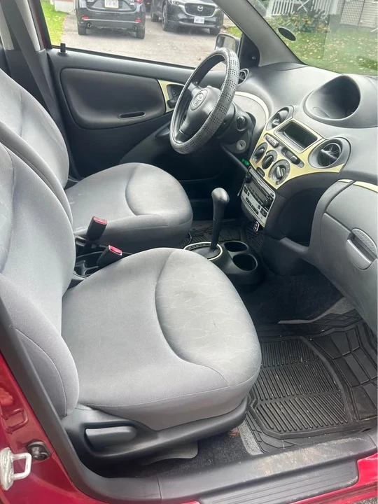 2005 Toyota Echo - Image 9 of 10