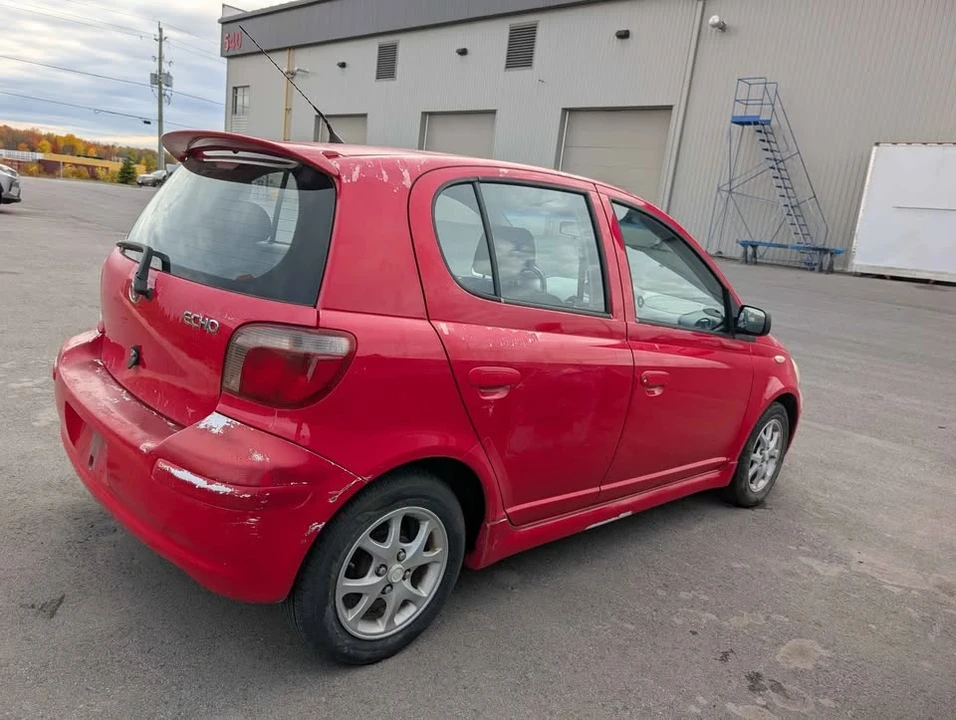 2005 Toyota Echo - Image 2 of 10