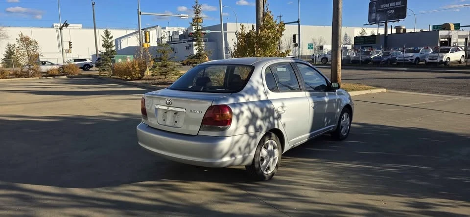 2005 Toyota Echo - Image 4 of 10