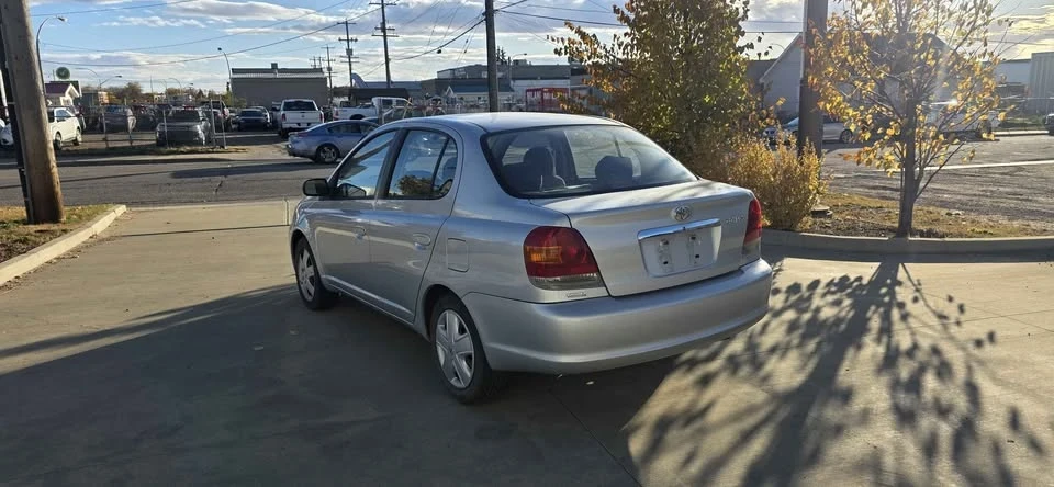 2005 Toyota Echo - Image 5 of 10