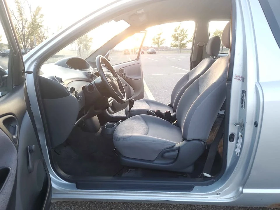 2005 Toyota Echo - Image 9 of 9