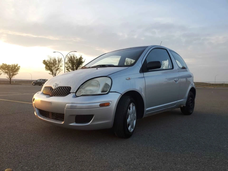 2005 Toyota Echo - Image 2 of 9