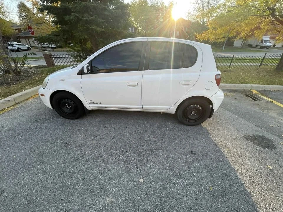 2005 Toyota Echo - Image 5 of 12